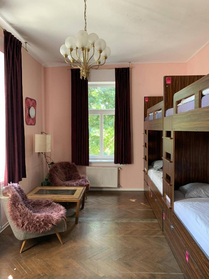 Vila Veselova, Ljubljana City Center Hostel Εξωτερικό φωτογραφία